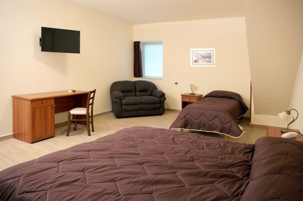 Hotel Sofia 3*