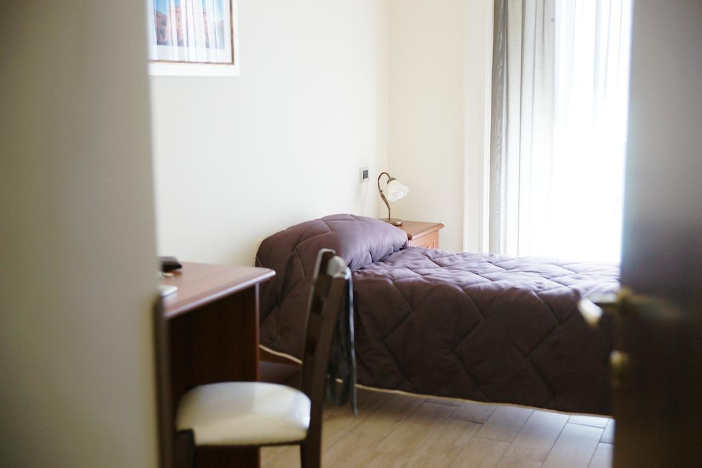 Hotel Sofia 3*
